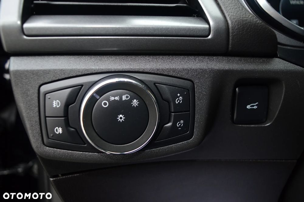 Ford Mondeo 2.0 TDCi Bi-Turbo PowerShift-Aut Titanium - 33