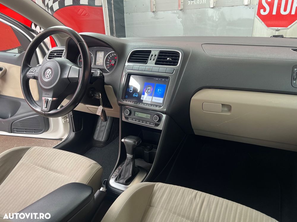 Volkswagen Polo 1.6 TDI DSG Highline - 5