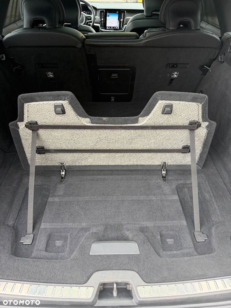 Volvo V90 Cross Country B5 D AWD Geartronic Pro - 26