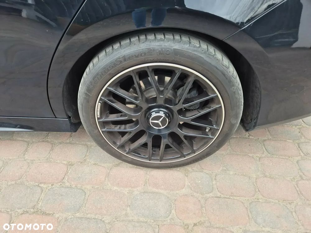 Mercedes-Benz CLA 200 7G-DCT - 12