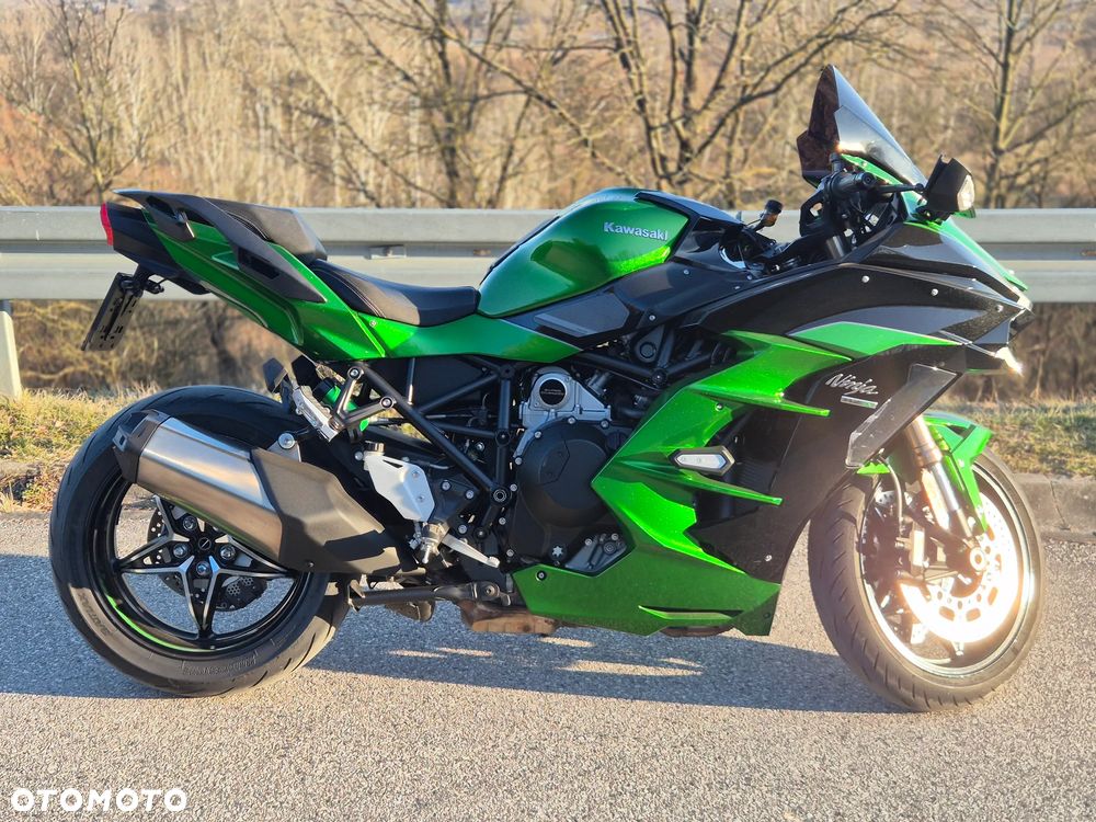 Kawasaki Ninja H2 SX - 2
