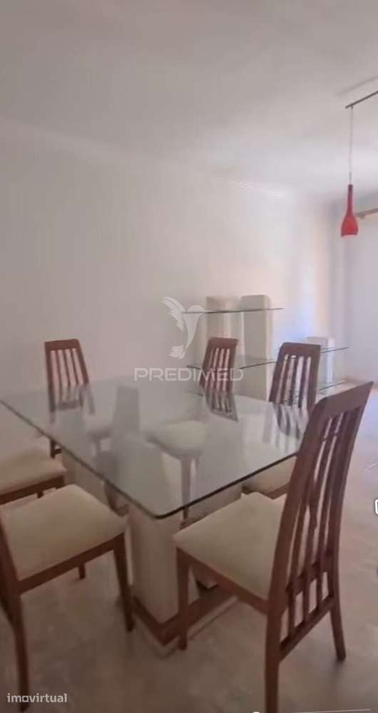 Apartamento T2 com 95 m² , Áreas Generosas, Excelente Luminosidade... - Grande imagem: 3/10
