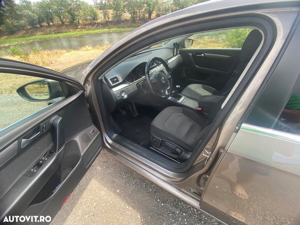 Volkswagen Passat Variant 2.0 TDI BlueMotion Technology Comfortline - 10