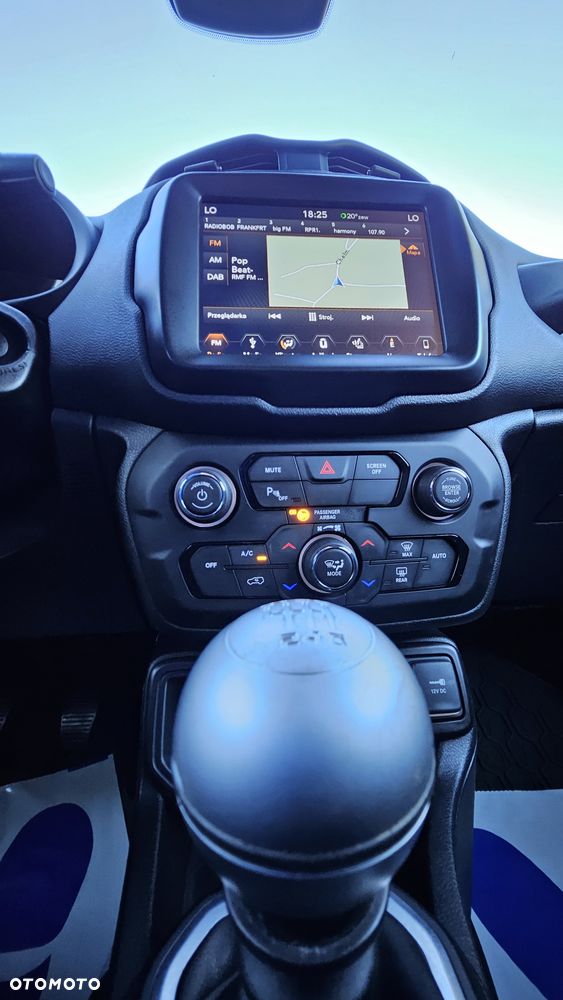 Jeep Renegade 1.4 MultiAir Longitude FWD S&S - 30