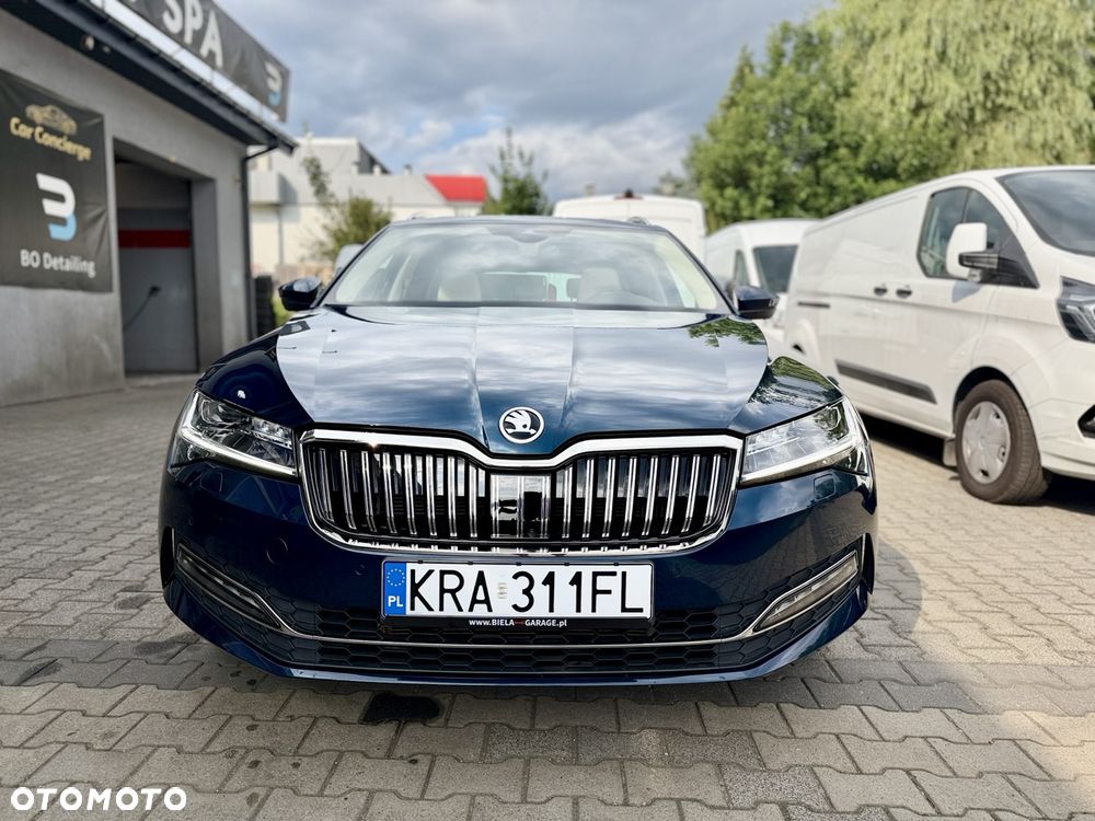 Skoda Superb 2.0 TDI DSG Premium Edition - 2