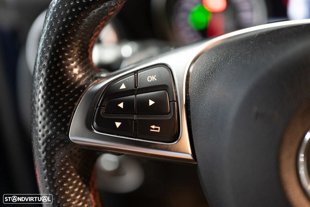 Mercedes-Benz CLA 220 (CDI) d 7G-DCT AMG Line - 42