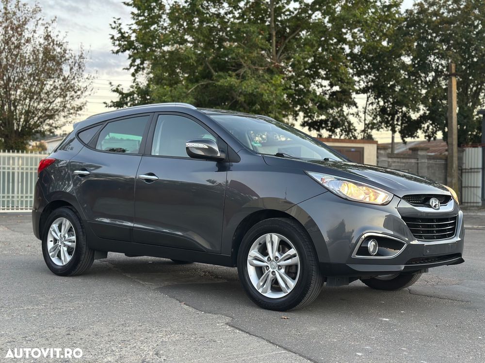 Hyundai ix35 2.0 CRDI Low 2WD GL Classic - 11