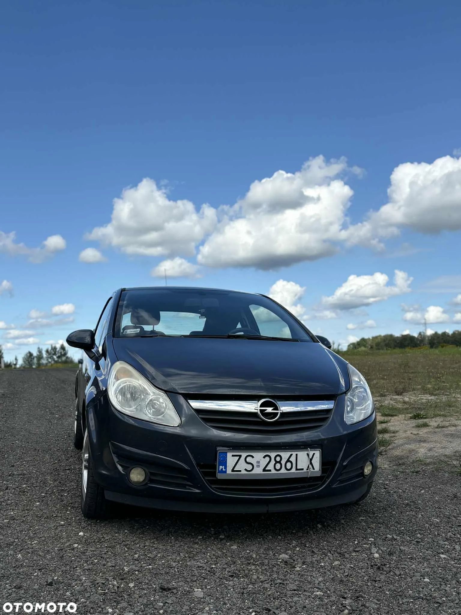 Opel Corsa - 1
