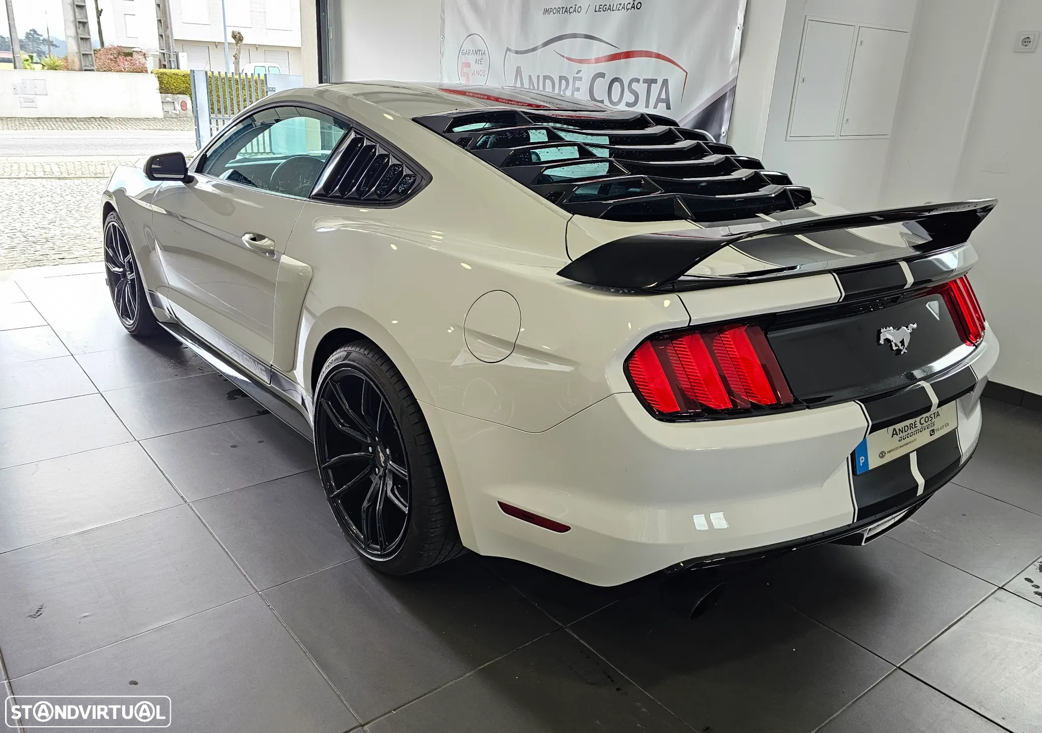 Ford Mustang 2.3i EcoBoost Aut. - 4