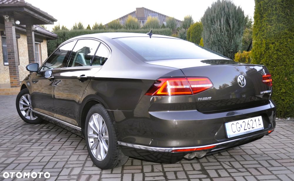 Volkswagen Passat 2.0 TDI BMT Highline DSG - 3