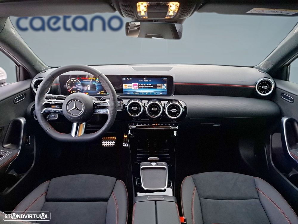 Mercedes-Benz A 250 e - 12