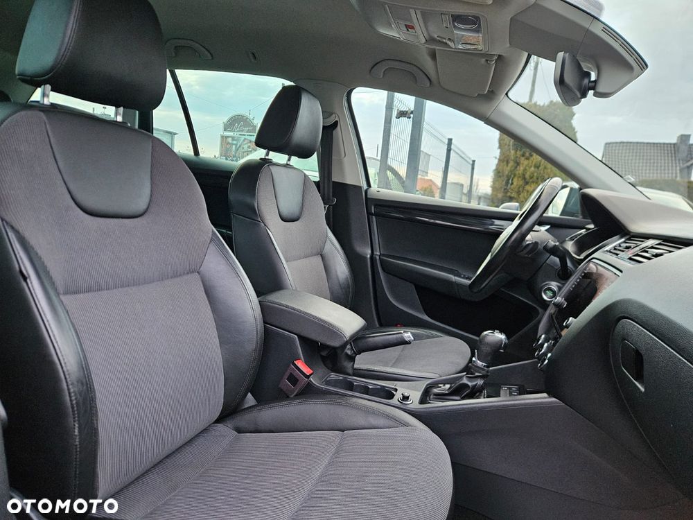 Skoda Octavia ver-2-0-tdi-dsg-exclusive - 7