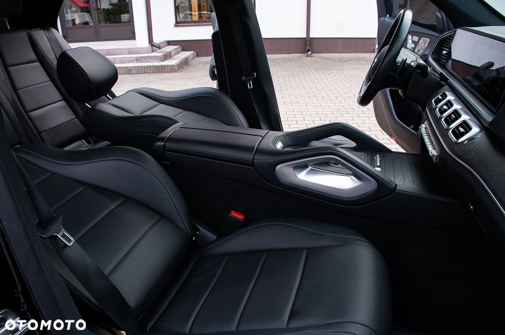 Mercedes-Benz GLE - 12