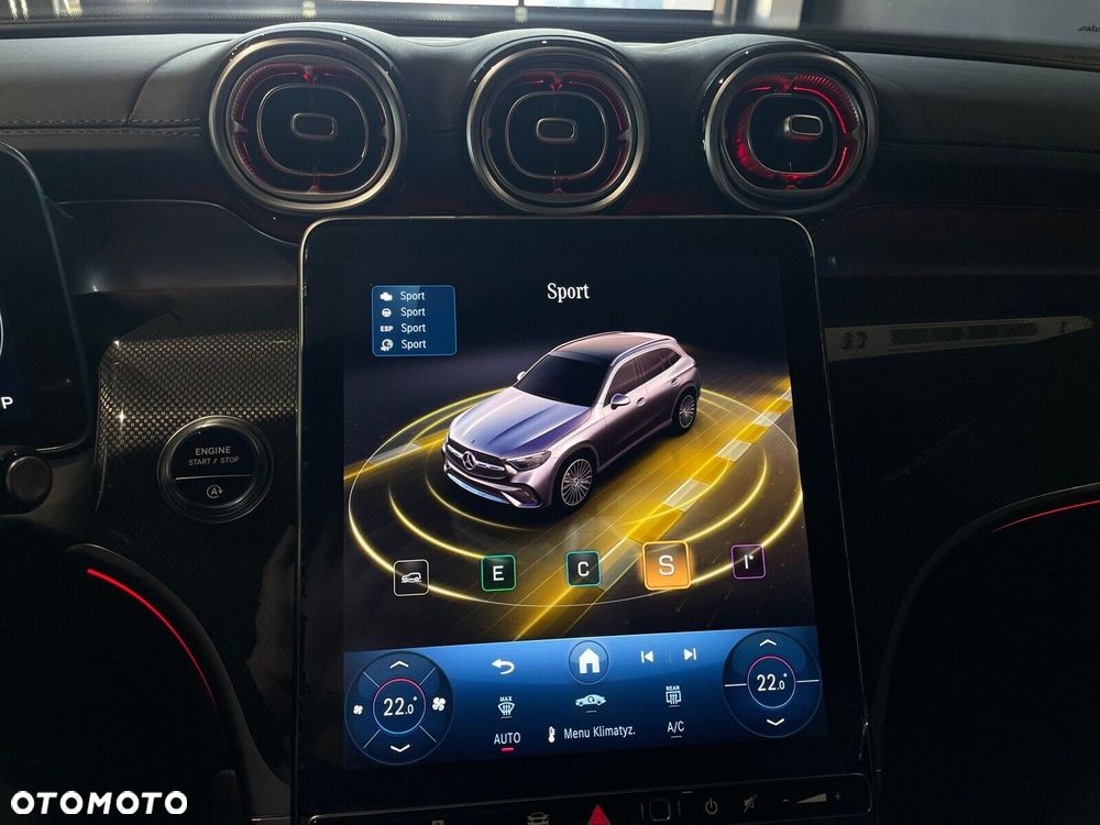 Mercedes-Benz GLC - 21