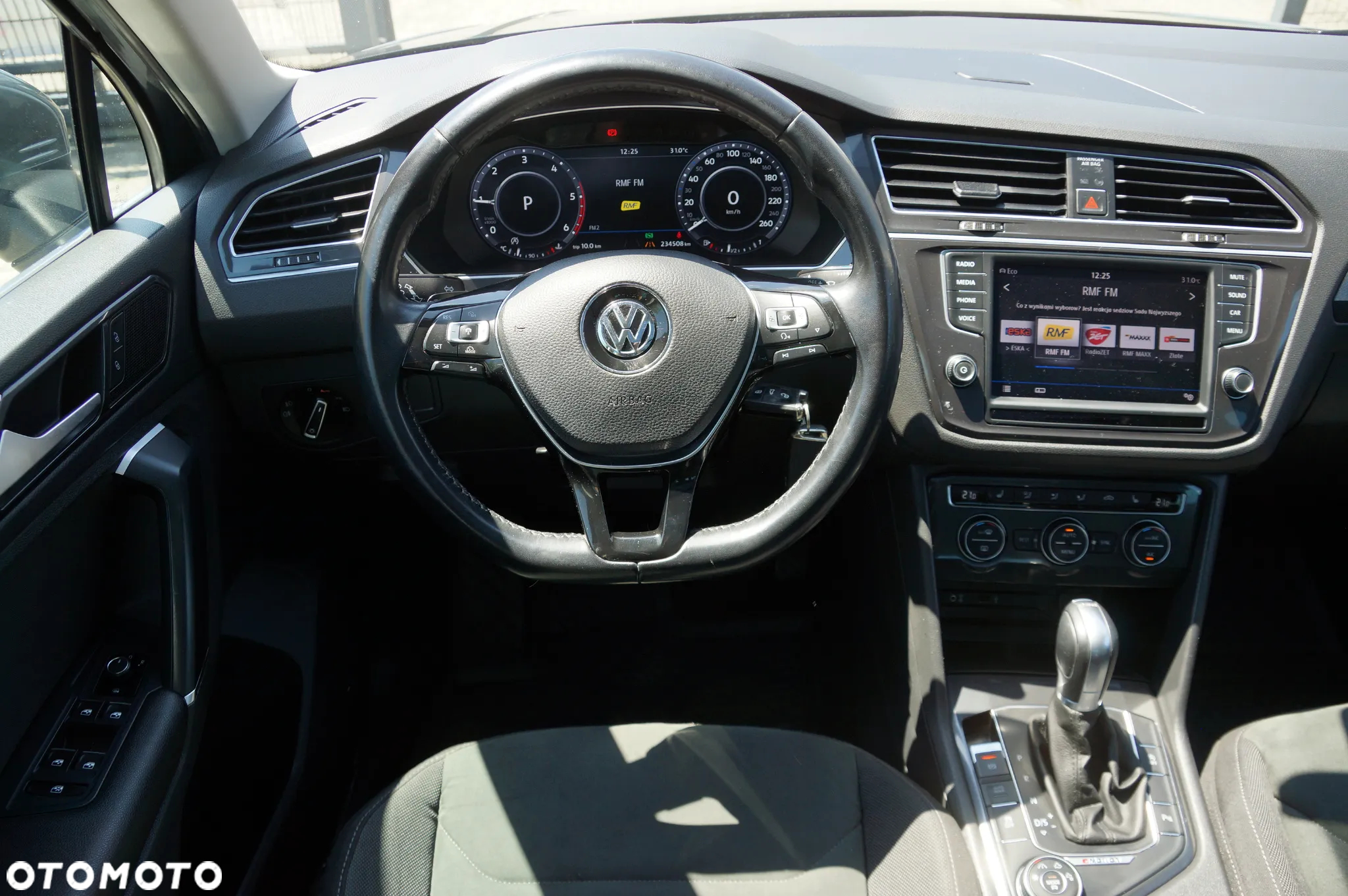 Volkswagen Tiguan 2.0 TDI SCR 4MOTION DSG Highline - 12