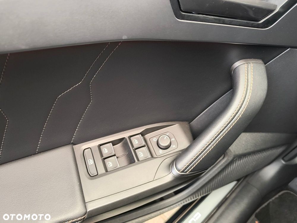 Cupra Formentor 1.4 e-Hybrid DSG - 25