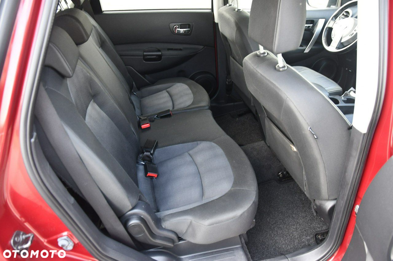 Nissan Qashqai+2 - 19