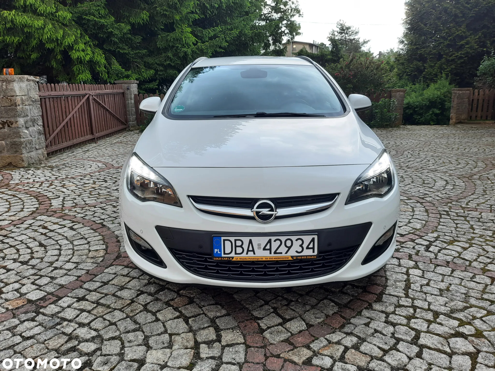 Opel Astra 1.4 Turbo Design Edition - 9