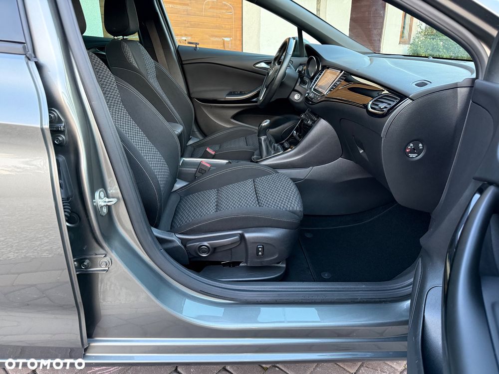 Opel Astra 1.4 Turbo Innovation - 20