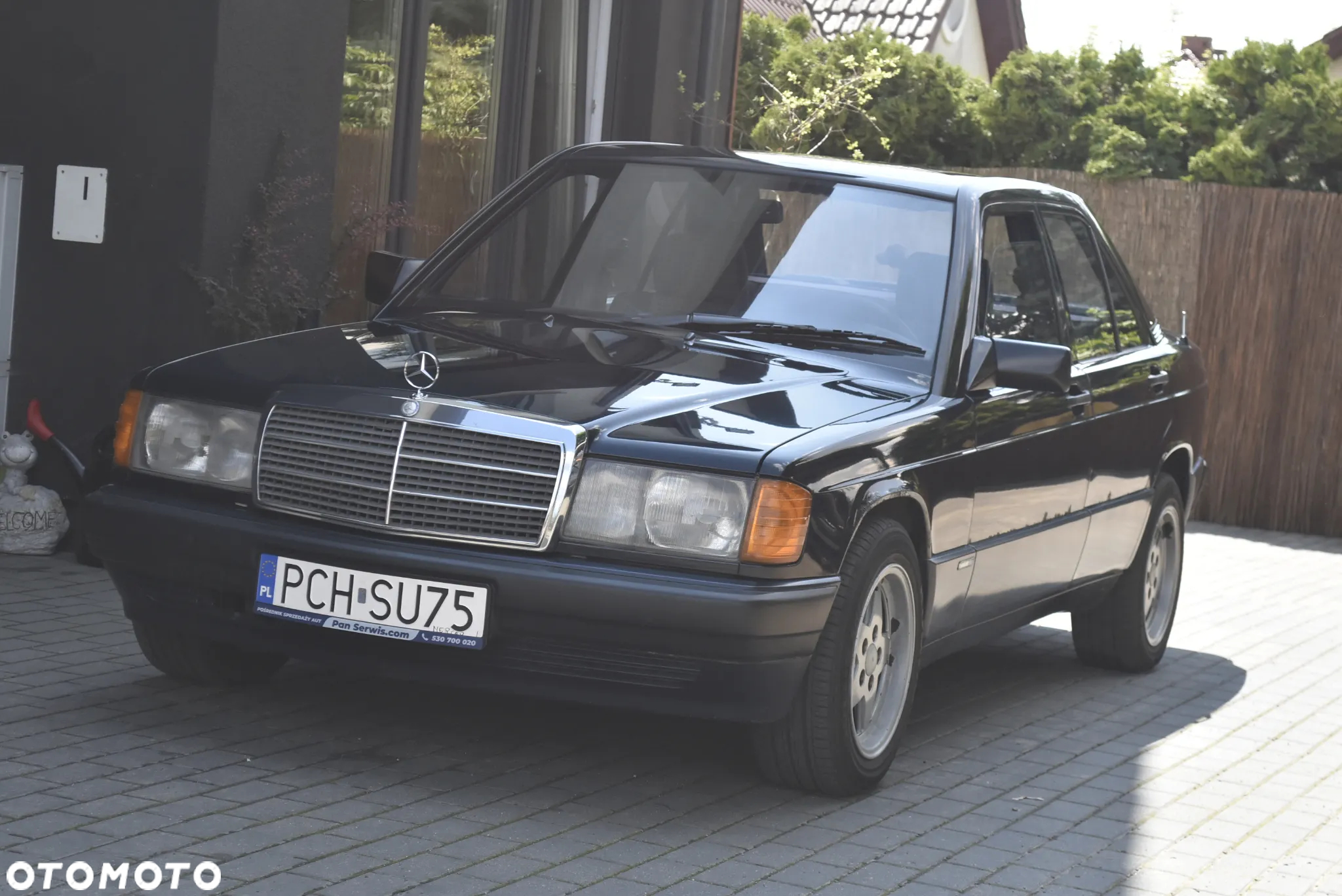 Mercedes-Benz W201 (190) - 3