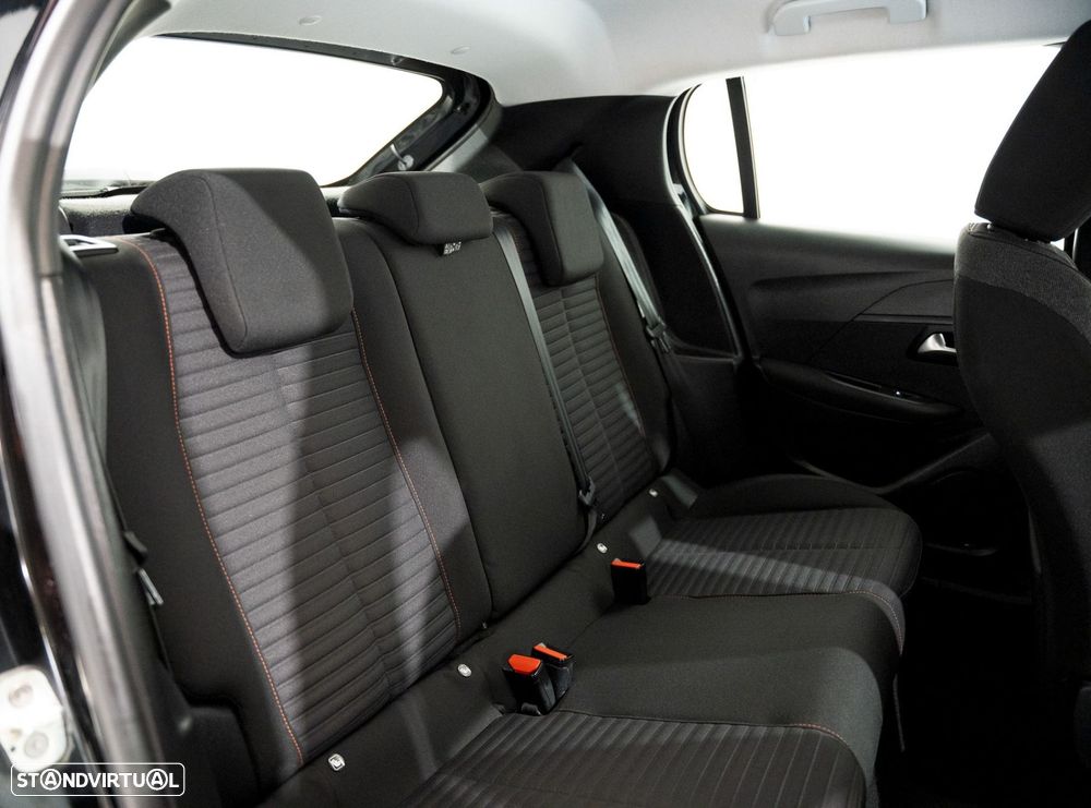 Peugeot 208 1.2 PureTech Active Pack - 11