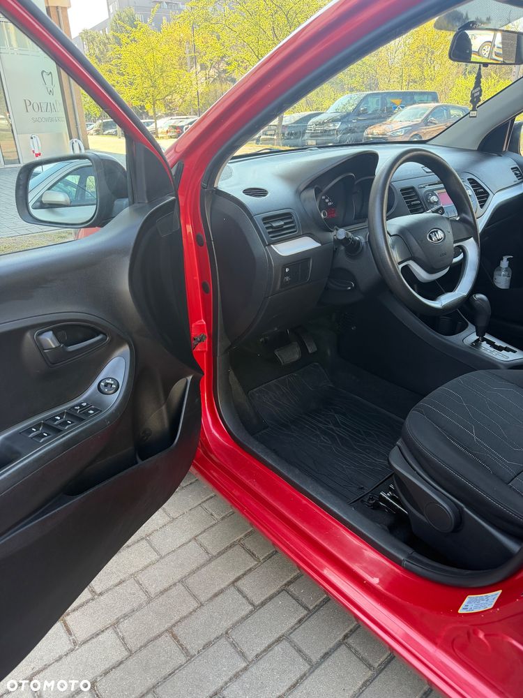 Kia Picanto 1.2 L - 6