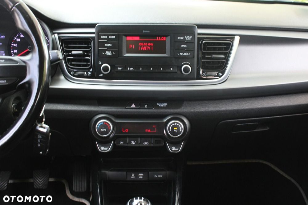 Kia Rio 1.2 Dream-Team Edition - 10