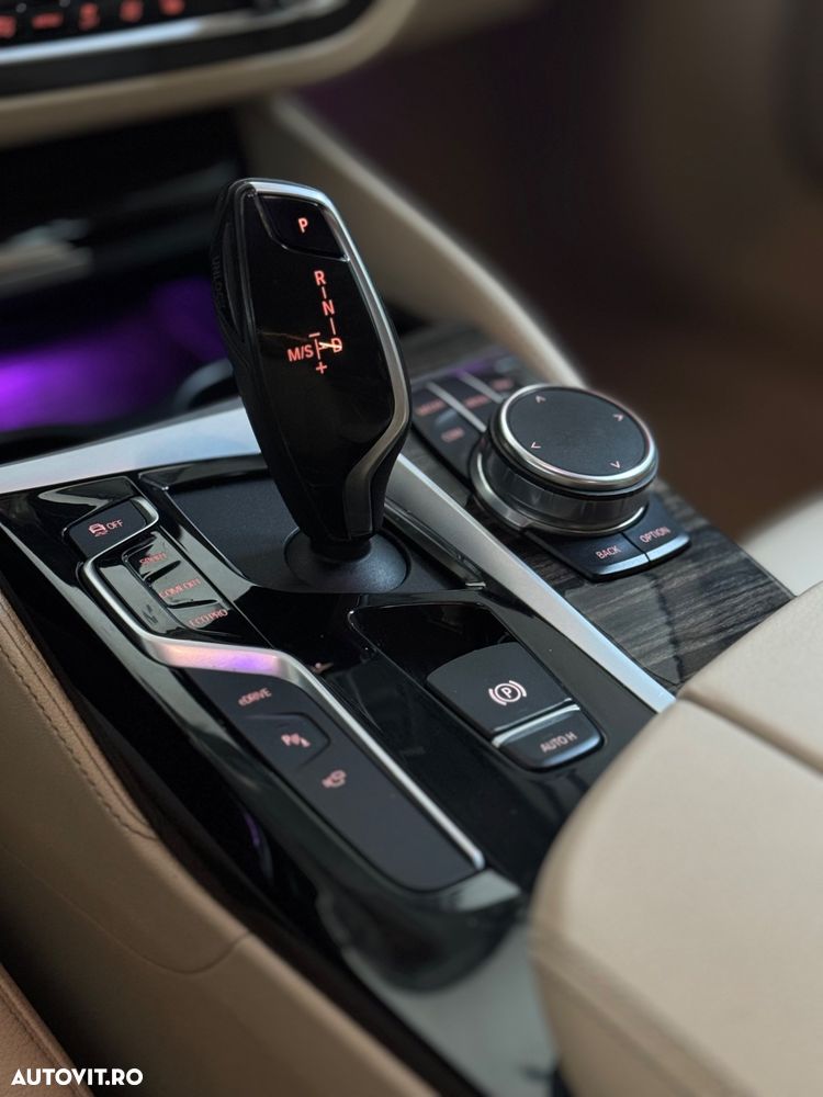 BMW Seria 5 - 11