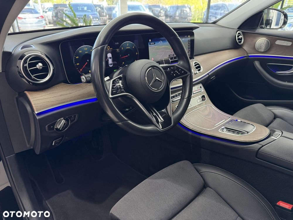 Mercedes-Benz Klasa E 220 d 4-Matic Avantgarde - 8
