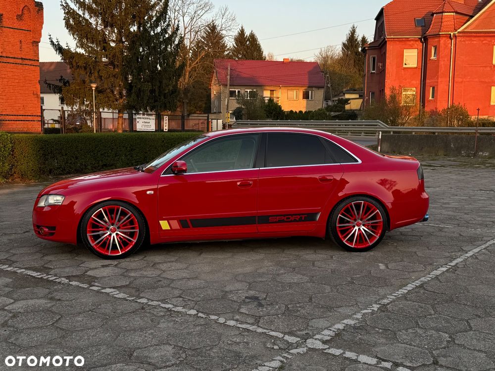 Audi A4 Limousine - 3