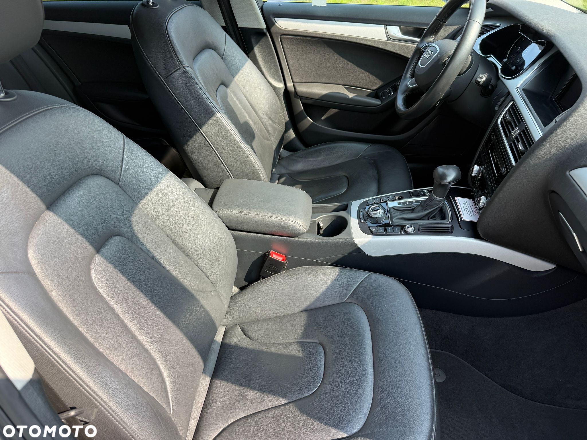 Audi A4 2.0 TDI Design S tronic - 13