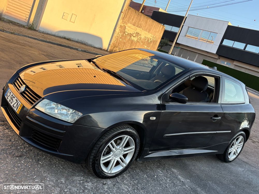 Fiat Stilo 1.4 16V Dynamic Sport - 2