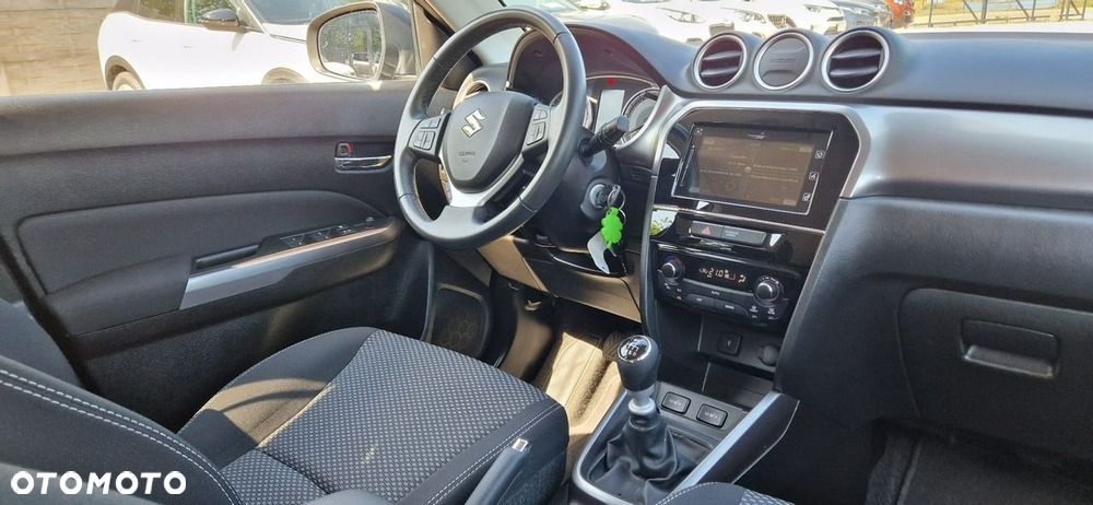 Suzuki Vitara - 28