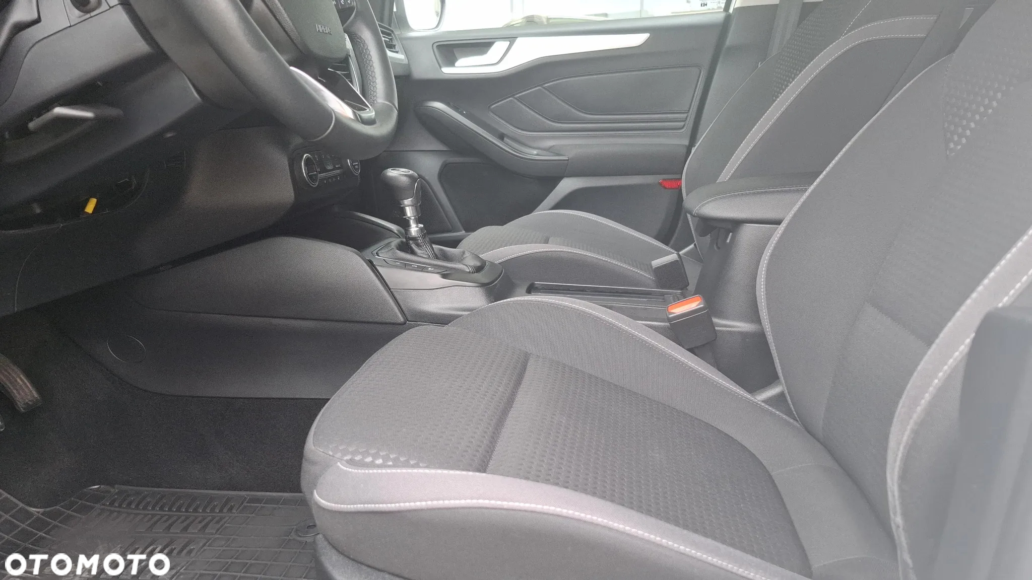 Ford Focus 1.5 EcoBlue Connected - 15