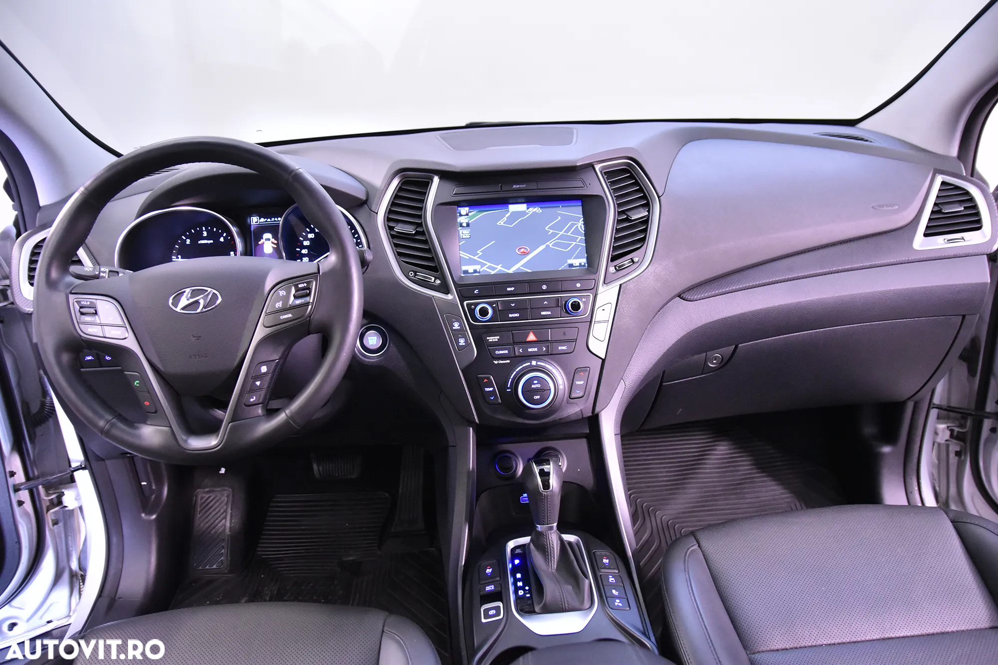 Hyundai Santa Fe - 9