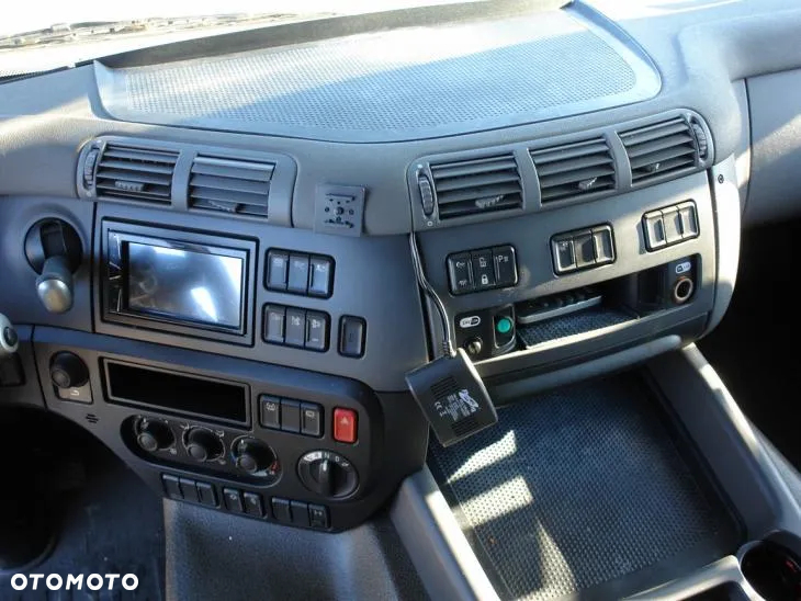 DAF CF370 - 22