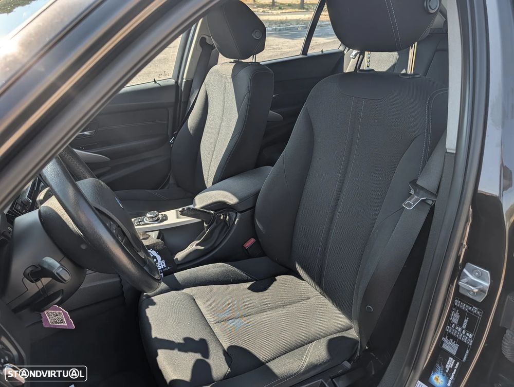 BMW 320 d Auto - 15