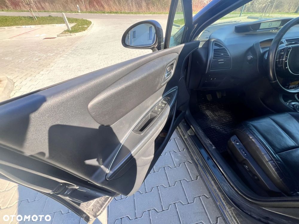 Citroën C4 1.6 16V VTR Pack - 6