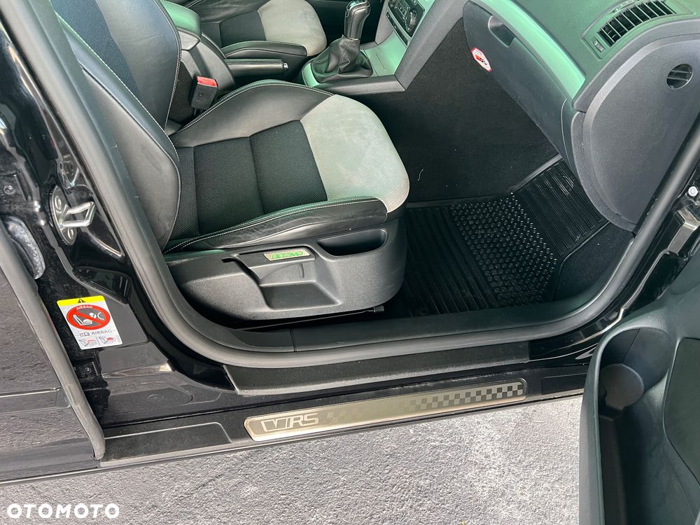 Skoda Octavia 2.0 TDI RS - 11