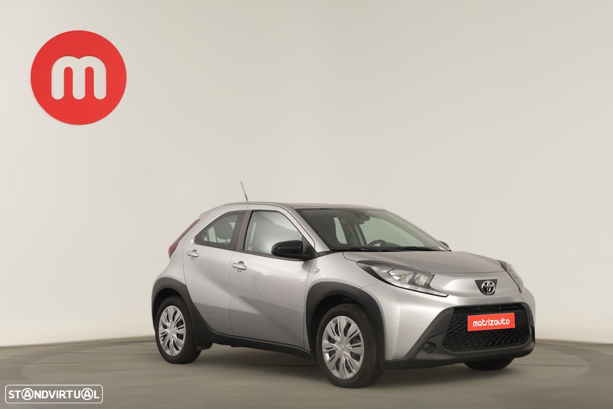 Toyota Aygo 1.0 X-Play - 1