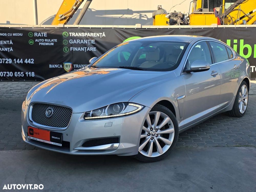 Jaguar XF 2.2D Premium Luxury - 2