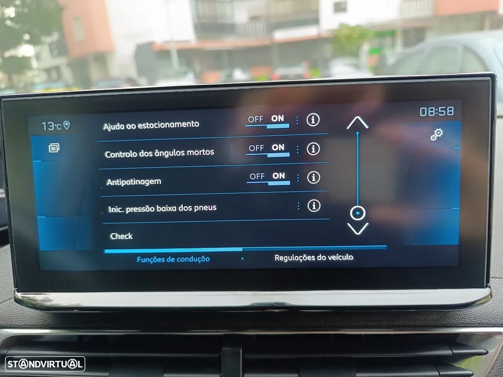 Peugeot 5008 PureTech 130 EAT8 Stop & Start GT - 43