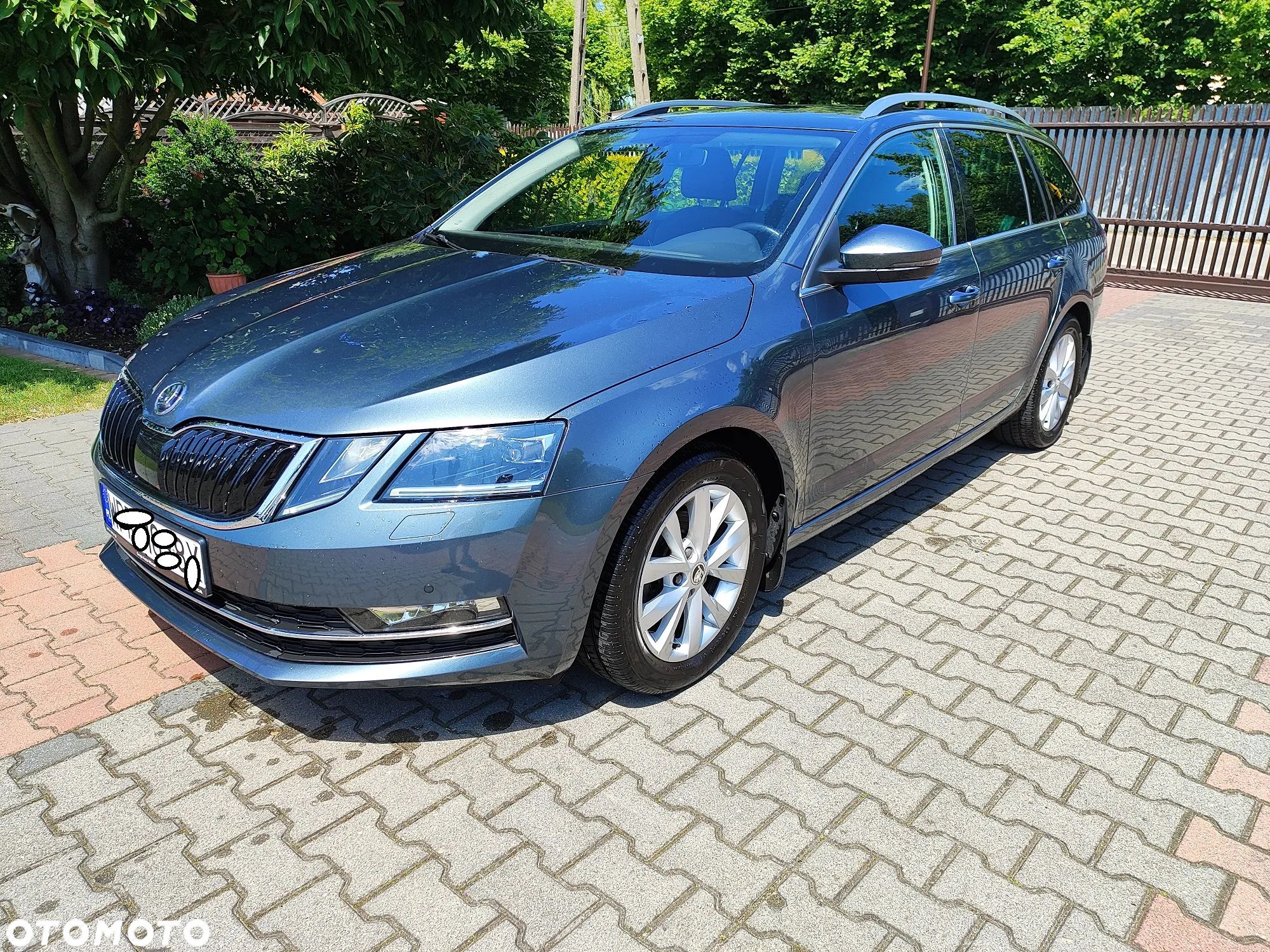 Skoda Octavia 1.6 TDI Style DSG - 1