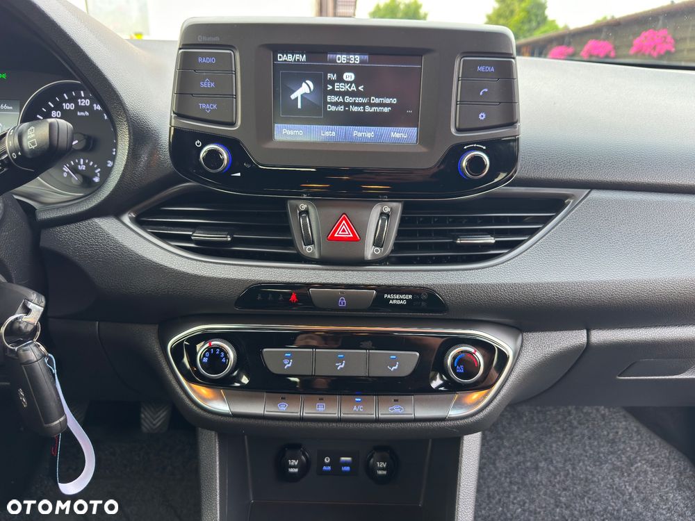 Hyundai i30 1.4 Passion Plus - 28