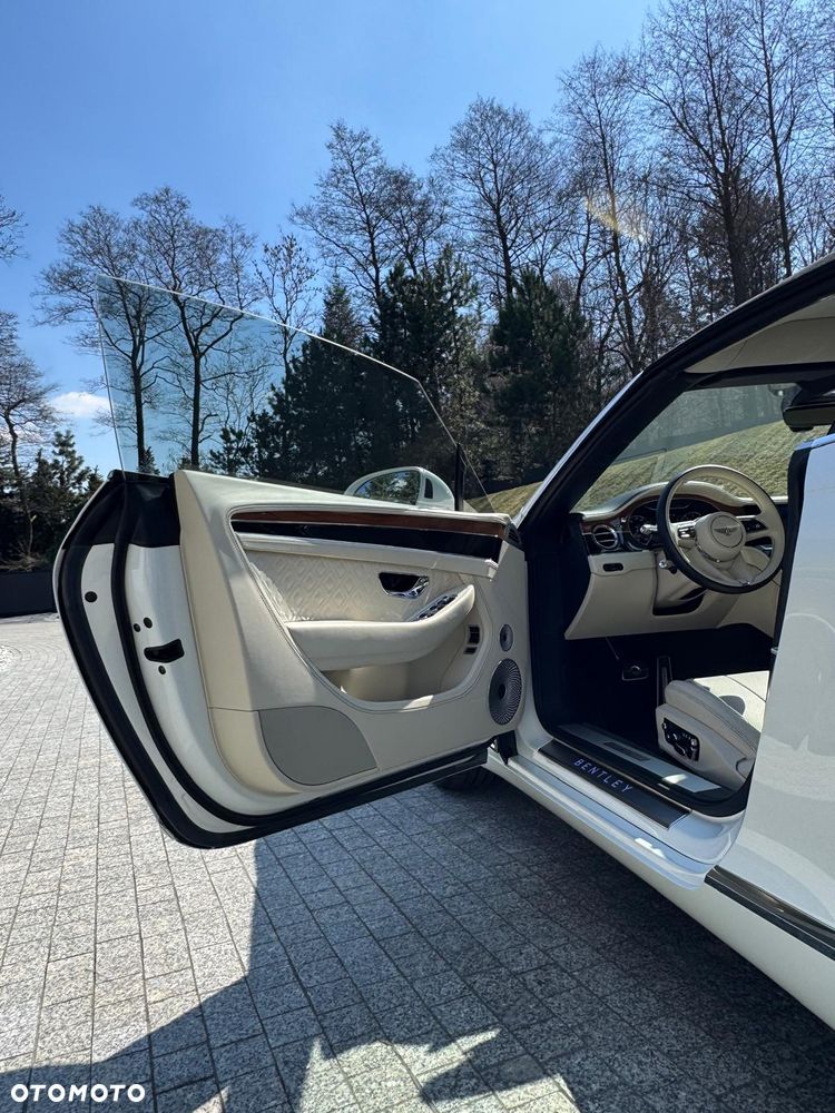 Bentley Continental GT - 9