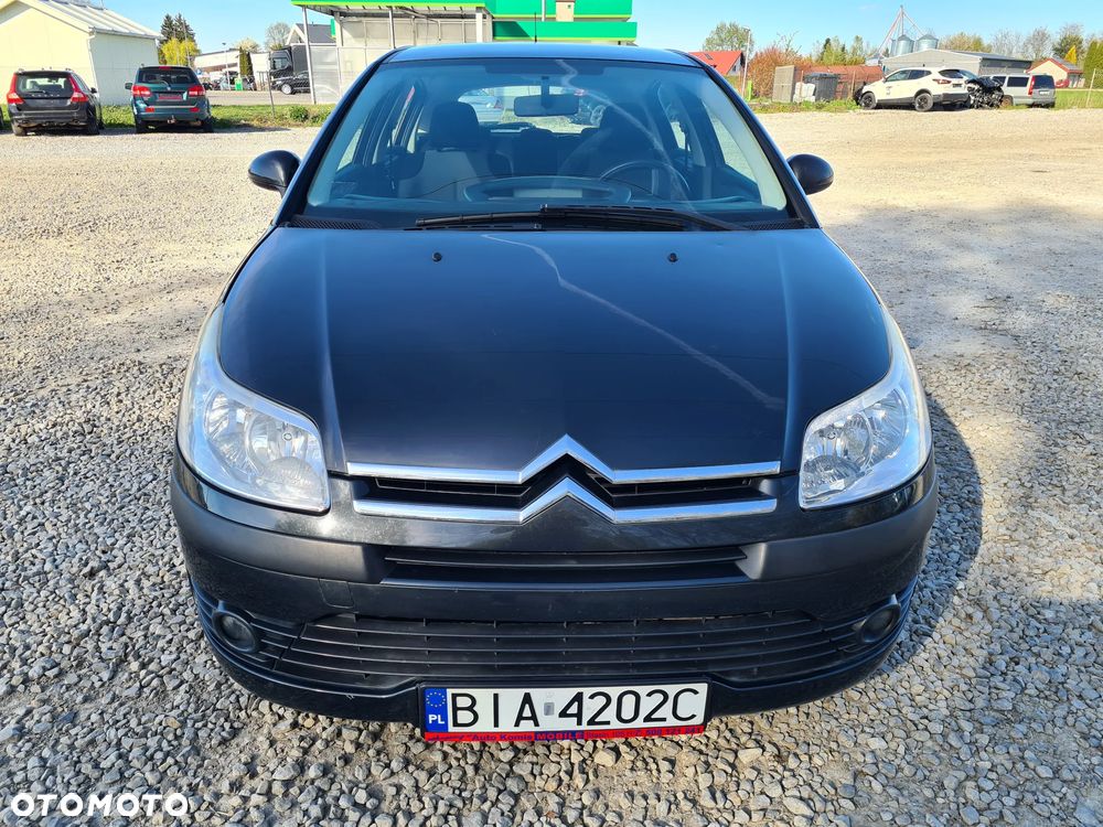 Citroën C4 1.4 16V Style - 11