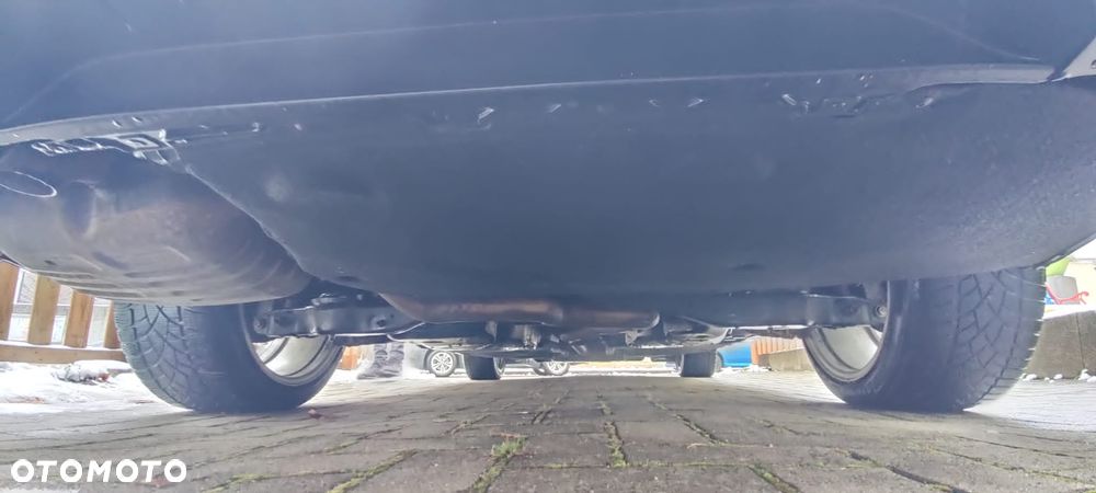 Volkswagen Passat - 17