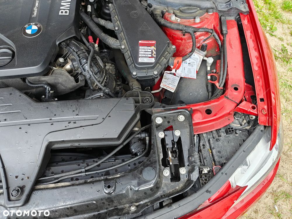 BMW Seria 3 318d - 14
