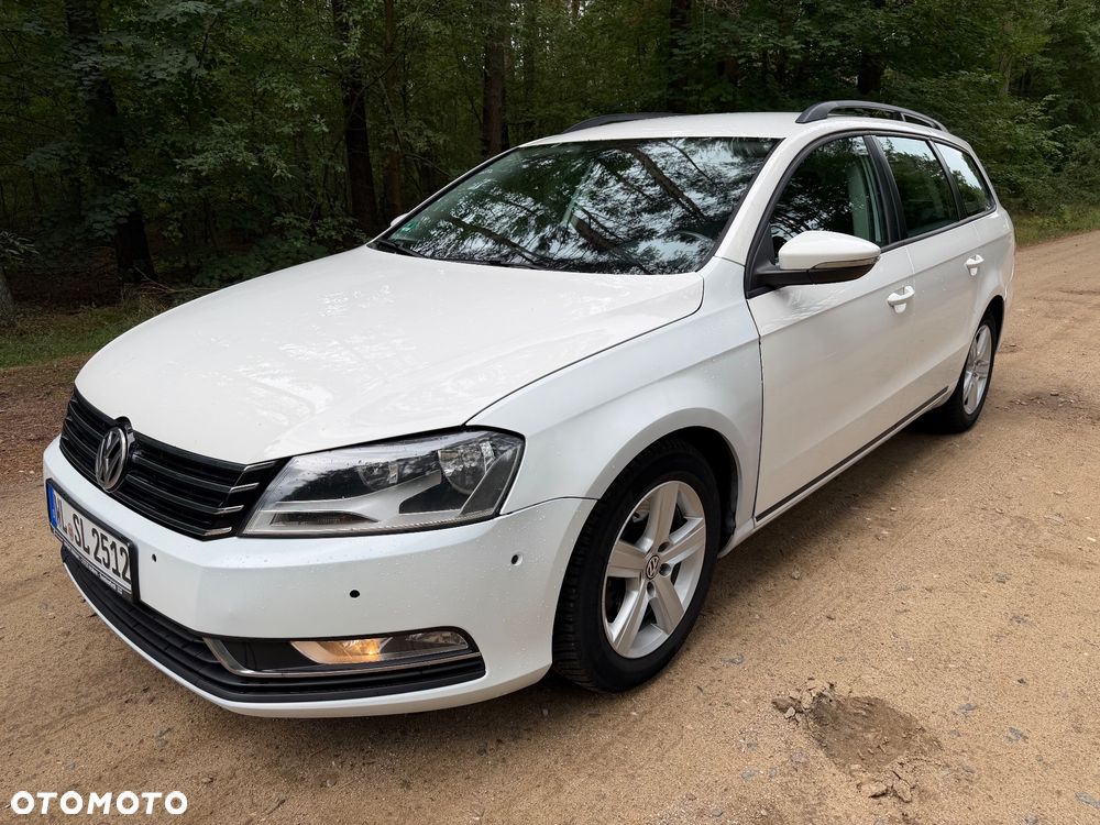 Volkswagen Passat 1.6 TDI Comfortline - 1