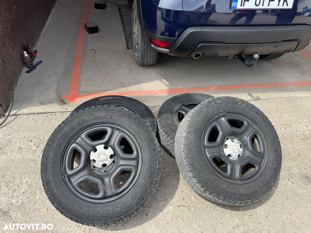 Dacia Duster 1.5 Blue dCi 4WD Prestige jante 17" - 37